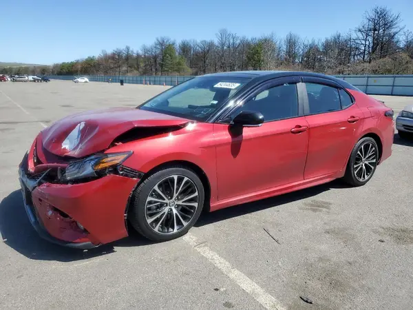 4T1KZ1AK6MU054207 2021 TOYOTA CAMRY - Image 1