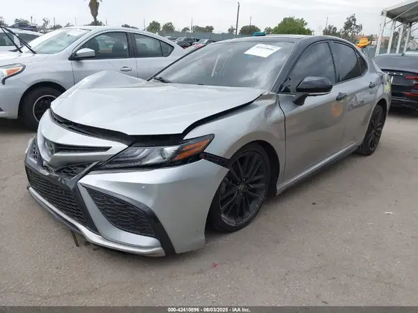 4T1KZ1AK6MU055986 2021 TOYOTA CAMRY - Image 2