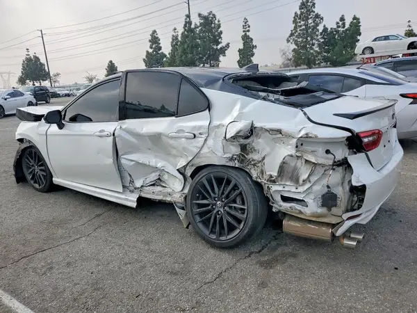 4T1KZ1AK6NU064866 2022 TOYOTA CAMRY - Image 2