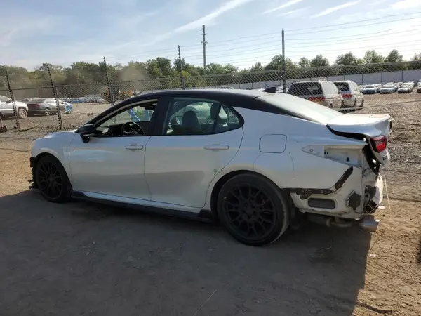 4T1KZ1AK6NU066486 2022 TOYOTA CAMRY - Image 2