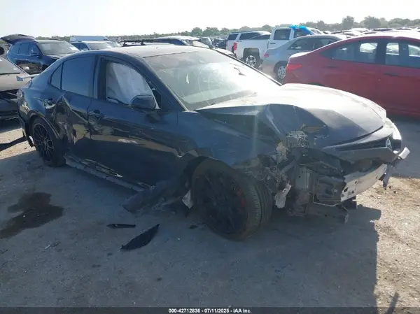 4T1KZ1AK6PU071867 2023 TOYOTA CAMRY - Image 1