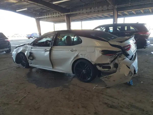4T1KZ1AK6RU090731 2024 TOYOTA CAMRY - Image 2