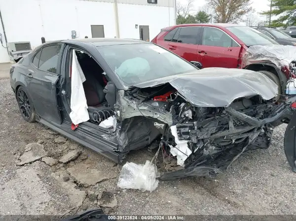 4T1KZ1AK6RU092771 2024 TOYOTA CAMRY - Image 1