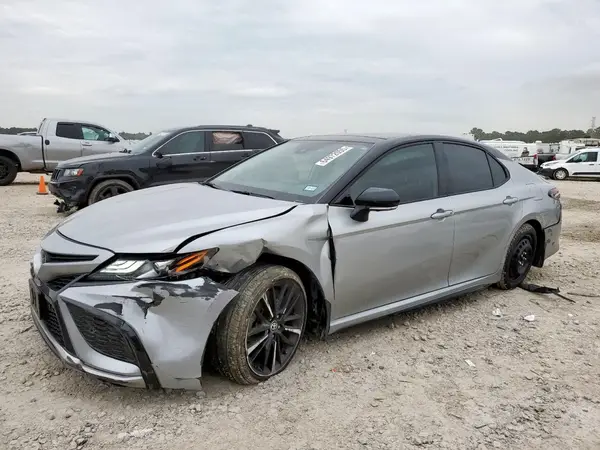 4T1KZ1AK6RU092947 2024 TOYOTA CAMRY - Image 1
