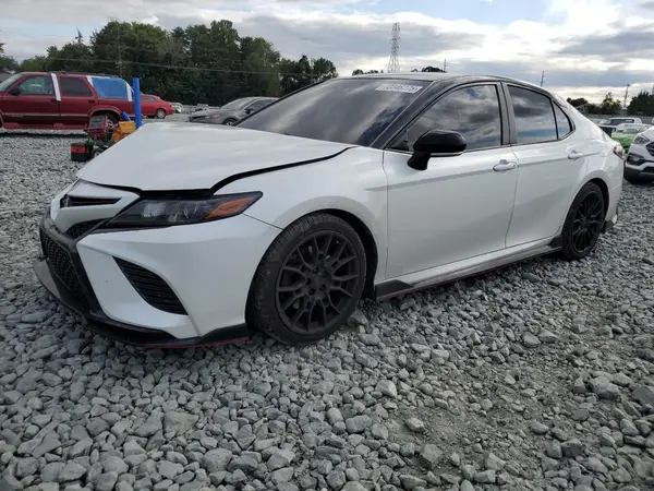 4T1KZ1AK6RU094438 2024 TOYOTA CAMRY - Image 1