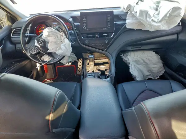 4T1KZ1AK6RU099882 2024 TOYOTA CAMRY - Image 8