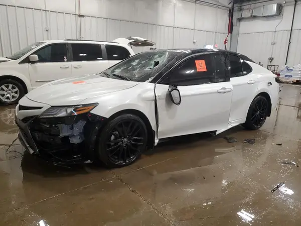 4T1KZ1AK6RU100285 2024 TOYOTA CAMRY - Image 1