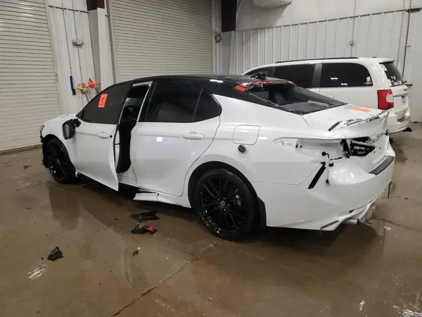 4T1KZ1AK6RU100285 2024 TOYOTA CAMRY - Image 2