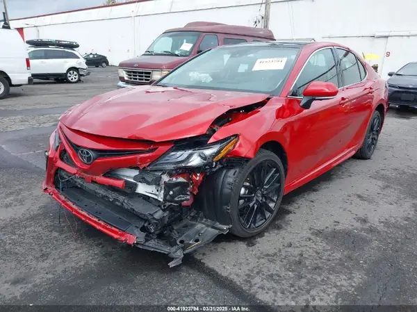 4T1KZ1AK6RU103672 2024 TOYOTA CAMRY - Image 2