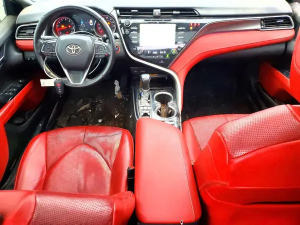 4T1KZ1AK7LU043702 2020 TOYOTA CAMRY - Image 8