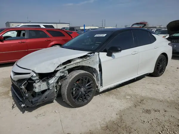4T1KZ1AK7MU048268 2021 TOYOTA CAMRY - Image 1