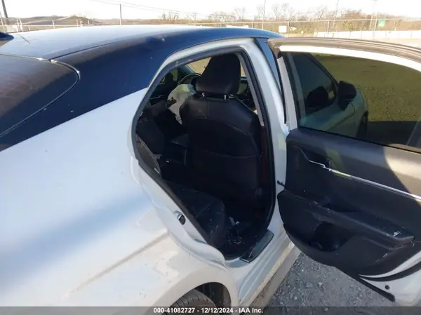 4T1KZ1AK7MU051588 2021 TOYOTA CAMRY - Image 8