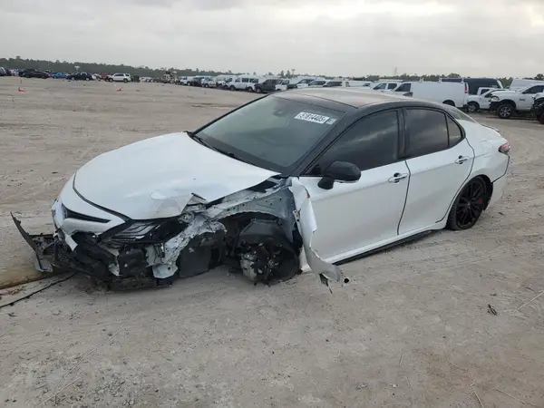 4T1KZ1AK7MU055155 2021 TOYOTA CAMRY - Image 1
