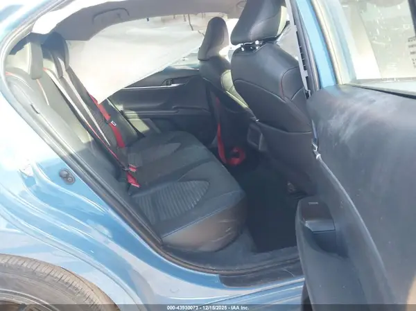4T1KZ1AK7NU069459 2022 TOYOTA CAMRY - Image 8