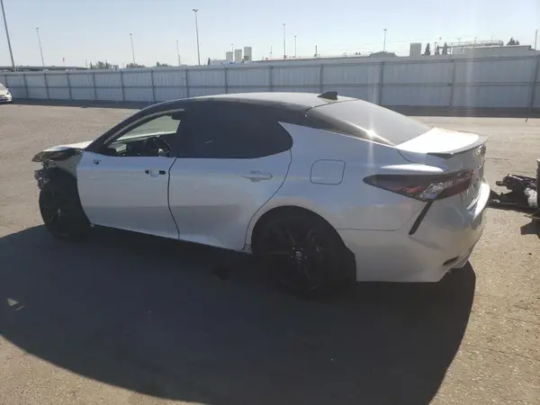 4T1KZ1AK7PU075877 2023 TOYOTA CAMRY - Image 2