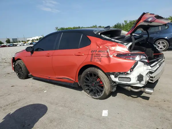 4T1KZ1AK7RU088485 2024 TOYOTA CAMRY - Image 2
