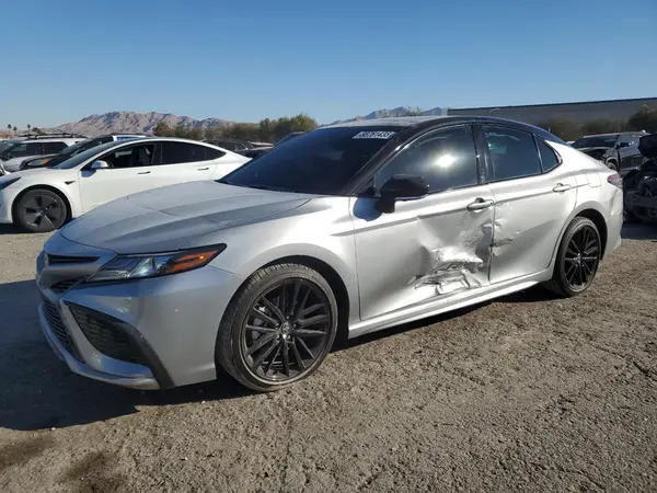 4T1KZ1AK7RU094996 2024 TOYOTA CAMRY - Image 1