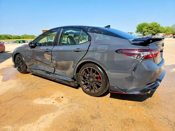 4T1KZ1AK7RU096635 2024 TOYOTA CAMRY - Image 2