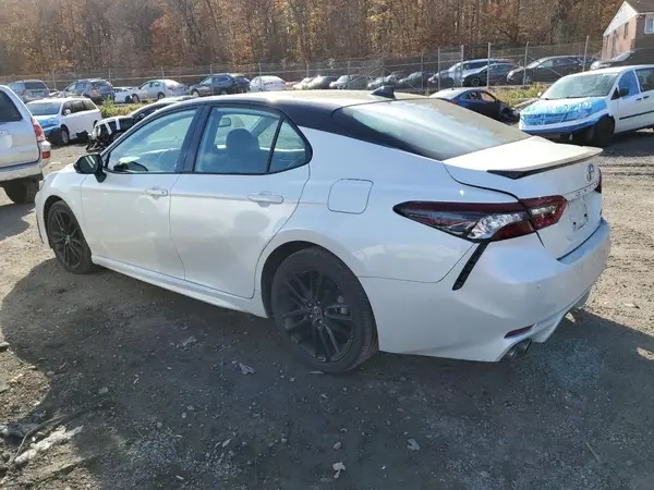 4T1KZ1AK7RU099552 2024 TOYOTA CAMRY - Image 2