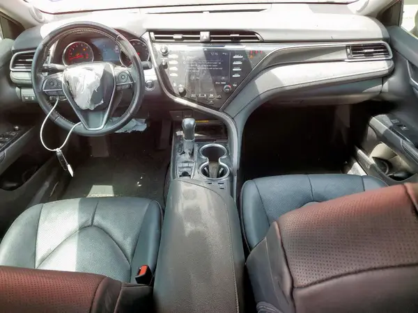 4T1KZ1AK8LU042090 2020 TOYOTA CAMRY - Image 8