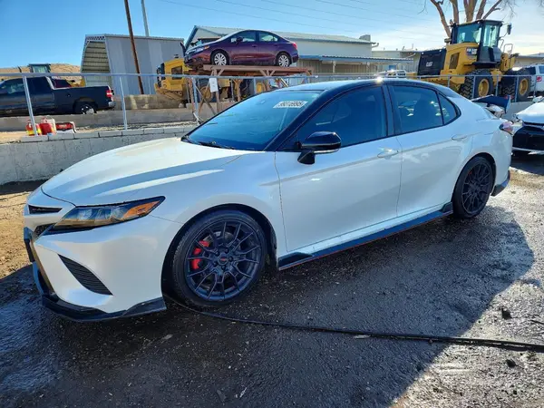 4T1KZ1AK8MU058498 2021 TOYOTA CAMRY - Image 1