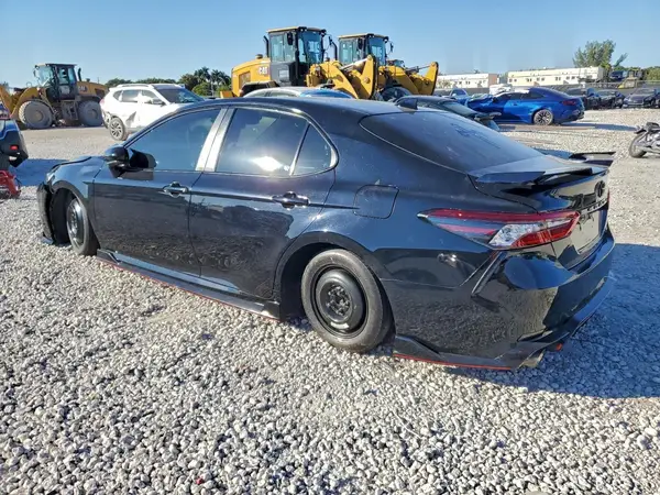 4T1KZ1AK8MU060199 2021 TOYOTA CAMRY - Image 2