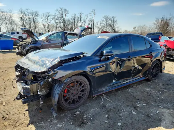4T1KZ1AK8NU061421 2022 TOYOTA CAMRY - Image 1