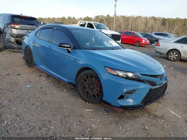 4T1KZ1AK8NU068286 2022 TOYOTA CAMRY - Image 1