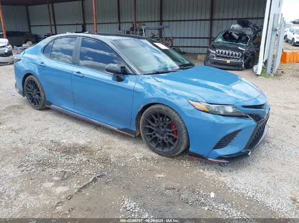 4T1KZ1AK8NU069681 2022 TOYOTA CAMRY - Image 1