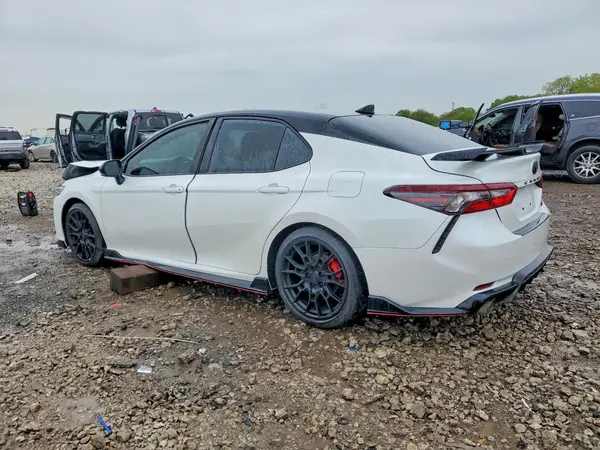 4T1KZ1AK8NU070815 2022 TOYOTA CAMRY - Image 2