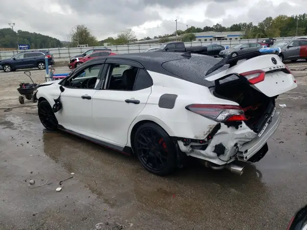 4T1KZ1AK8PU072857 2023 TOYOTA CAMRY - Image 2