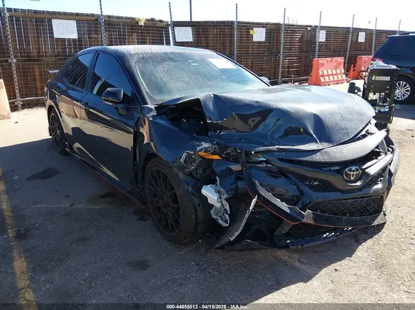 4T1KZ1AK8RU099723 2024 TOYOTA CAMRY - Image 1