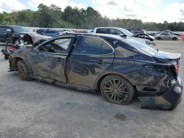 4T1KZ1AK8RU103530 2024 TOYOTA CAMRY - Image 2