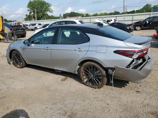 4T1KZ1AK8RU103754 2024 TOYOTA CAMRY - Image 2