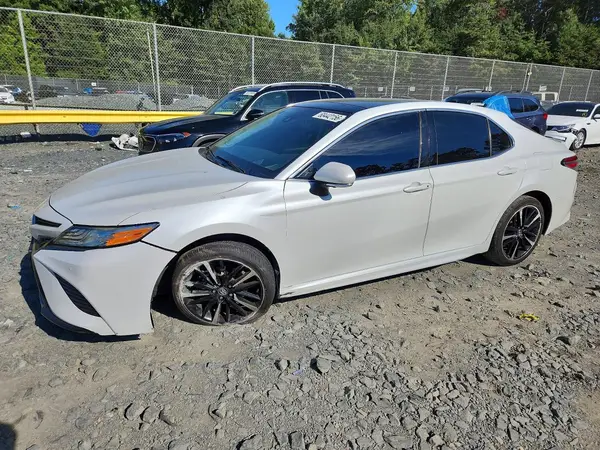 4T1KZ1AK9LU034466 2020 TOYOTA CAMRY - Image 1