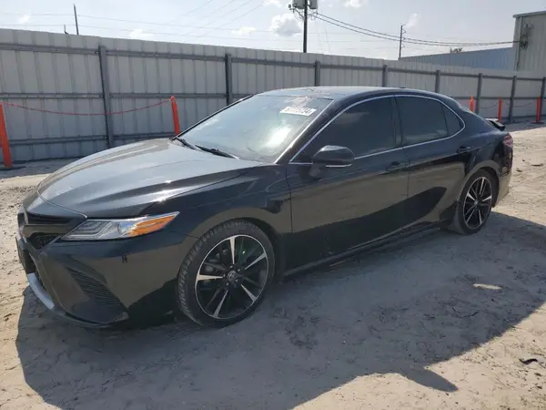 4T1KZ1AK9LU040820 2020 TOYOTA CAMRY - Image 1