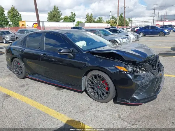 4T1KZ1AK9MU047381 2021 TOYOTA CAMRY - Image 1
