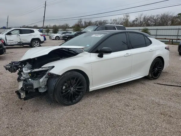 4T1KZ1AK9MU055562 2021 TOYOTA CAMRY - Image 1