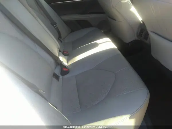 4T1KZ1AK9NU060715 2022 TOYOTA CAMRY - Image 8
