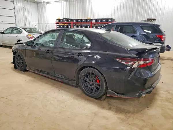 4T1KZ1AK9NU061301 2022 TOYOTA CAMRY - Image 2