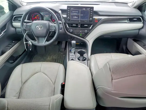 4T1KZ1AK9NU063114 2022 TOYOTA CAMRY - Image 8