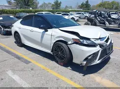 4T1KZ1AK9NU068961 2022 TOYOTA CAMRY