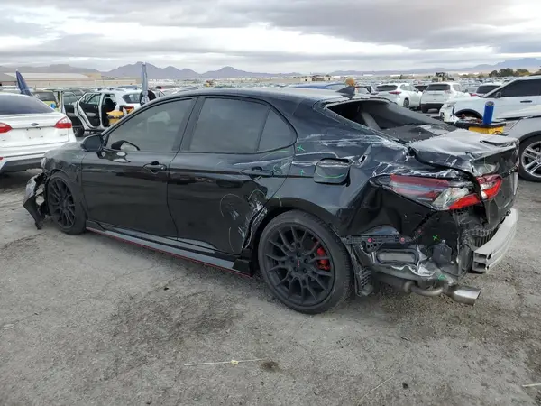 4T1KZ1AK9NU070659 2022 TOYOTA CAMRY - Image 2