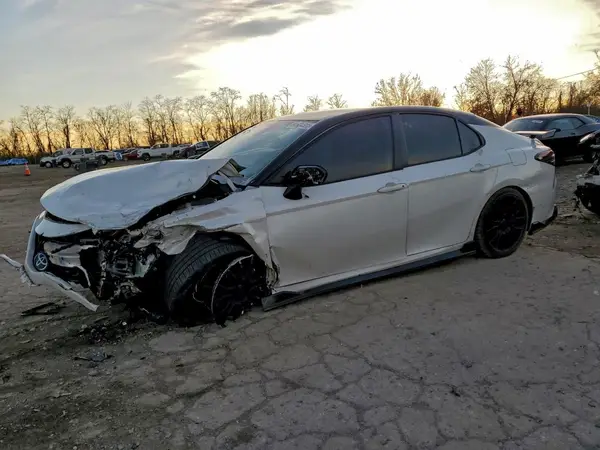 4T1KZ1AK9RU091341 2024 TOYOTA CAMRY - Image 1