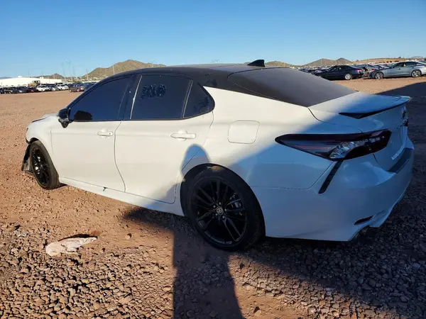 4T1KZ1AK9RU099343 2024 TOYOTA CAMRY - Image 2