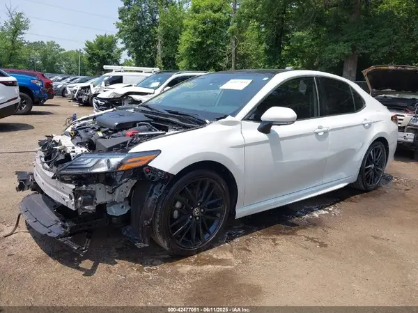4T1KZ1AK9RU099536 2024 TOYOTA CAMRY - Image 2