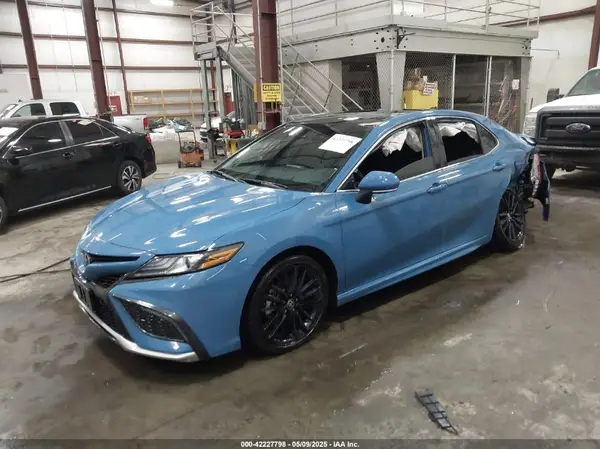 4T1KZ1AK9RU099701 2024 TOYOTA CAMRY - Image 2
