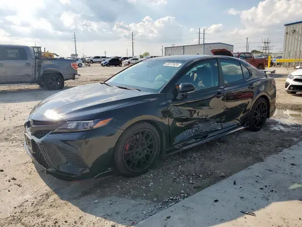 4T1KZ1AK9RU102998 2024 TOYOTA CAMRY - Image 1
