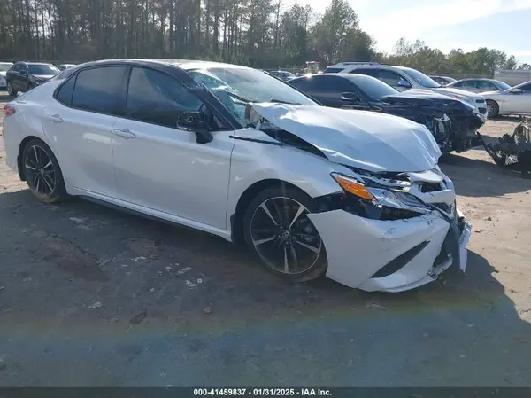 4T1KZ1AKXLU041412 2020 TOYOTA CAMRY - Image 1