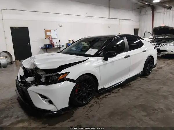 4T1KZ1AKXMU051097 2021 TOYOTA CAMRY - Image 2